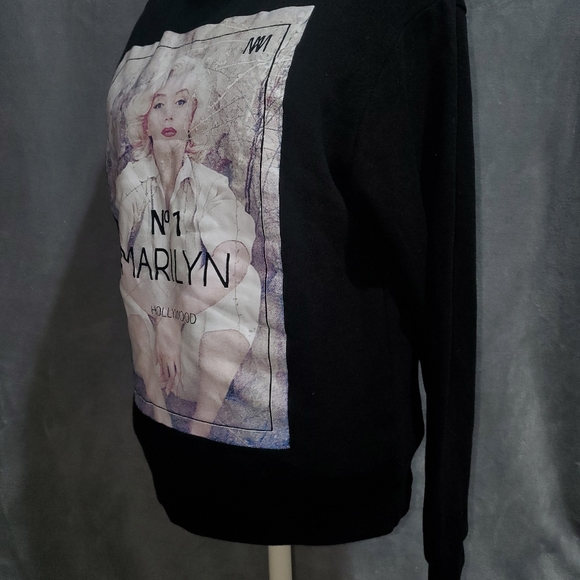 Marilyn Monroe Sweatshirt - Picture 6 of 10
